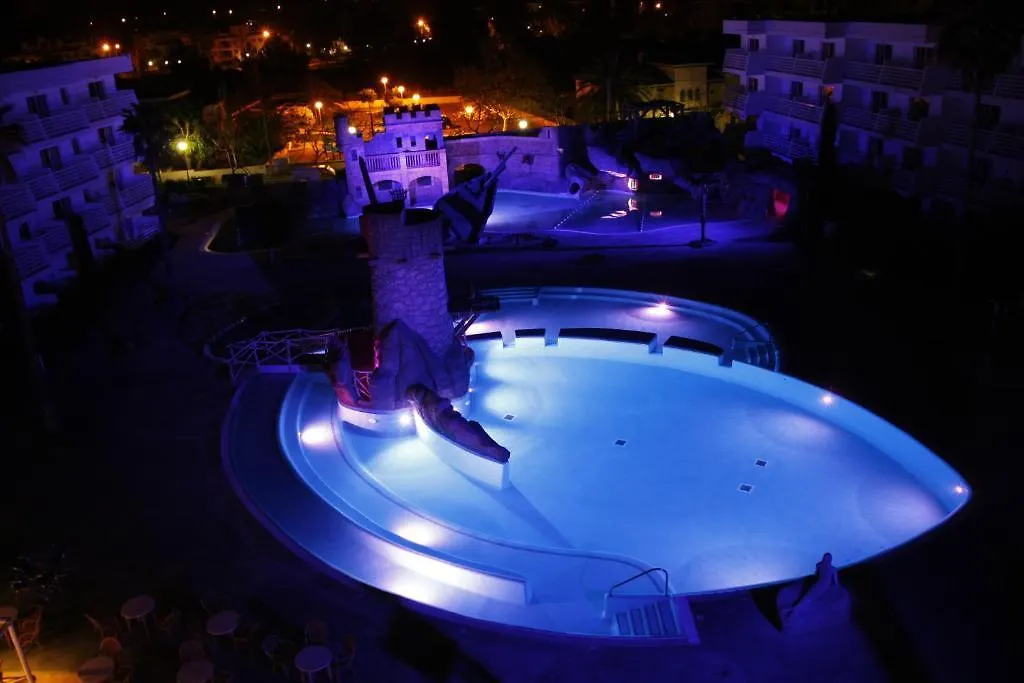 Pirates Village Santa Ponsa Appartement